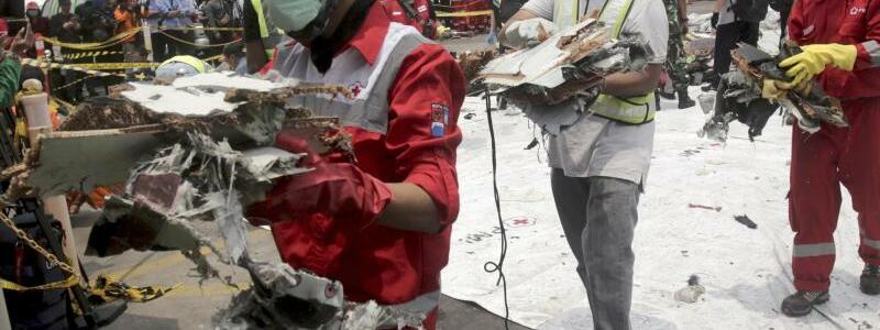 Absturz in Indonesien - Foto: Binsar Bakkara/AP